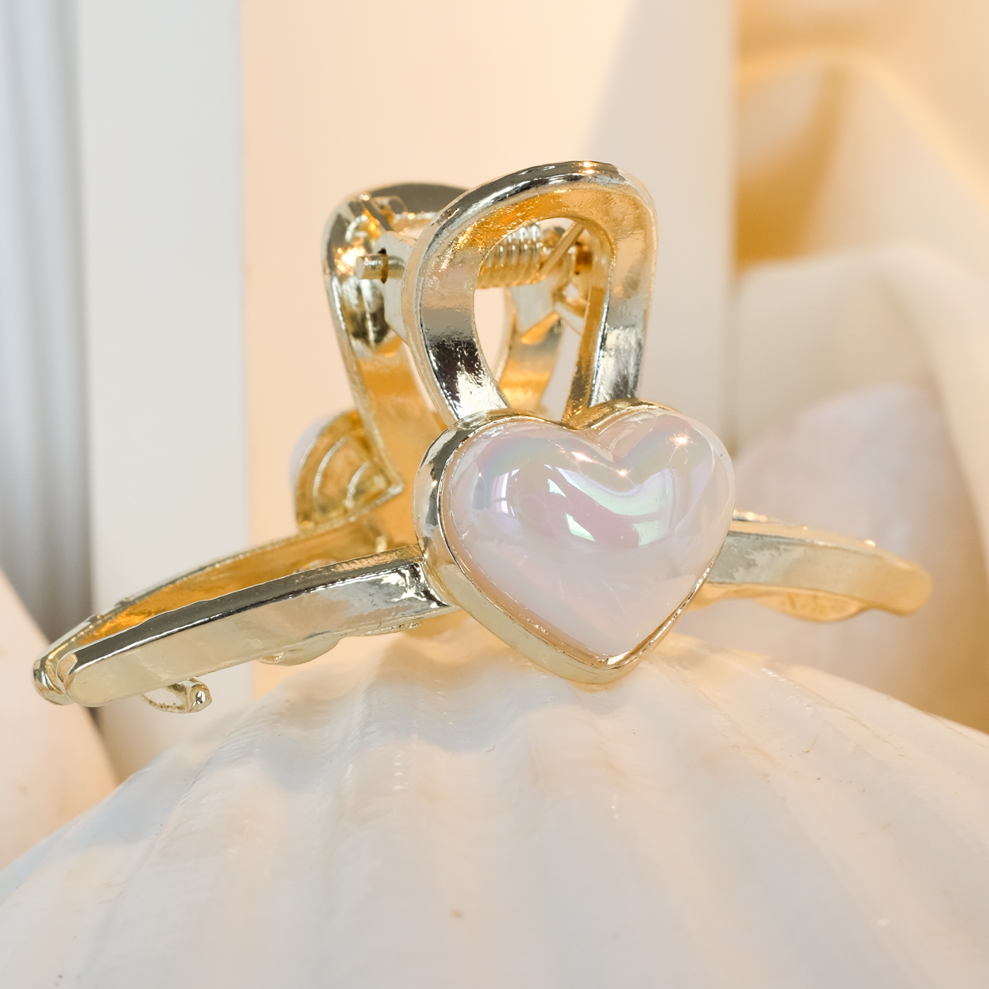 Metal Hair Clutcher Claw Clip - Heart Pearl